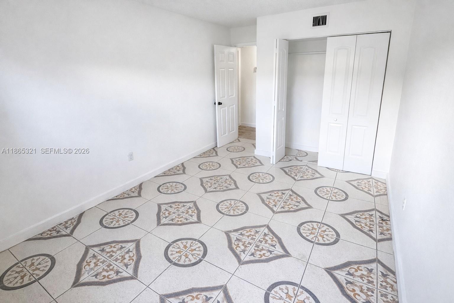 SUNSET HILLS I CONDOMINIU - Residential