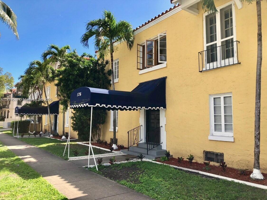 126 Mendoza Ave 2, Coral Gables, Broward County, Florida - 1 Bedrooms  
1 Bathrooms - 