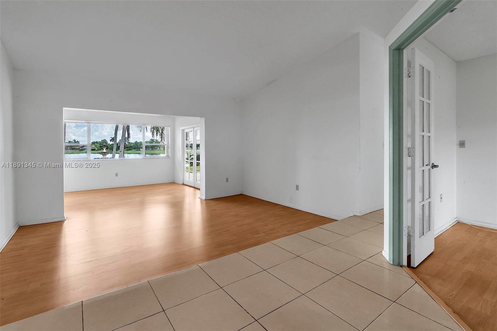 BIRD LAKES NORTH SEC 3 - Residential