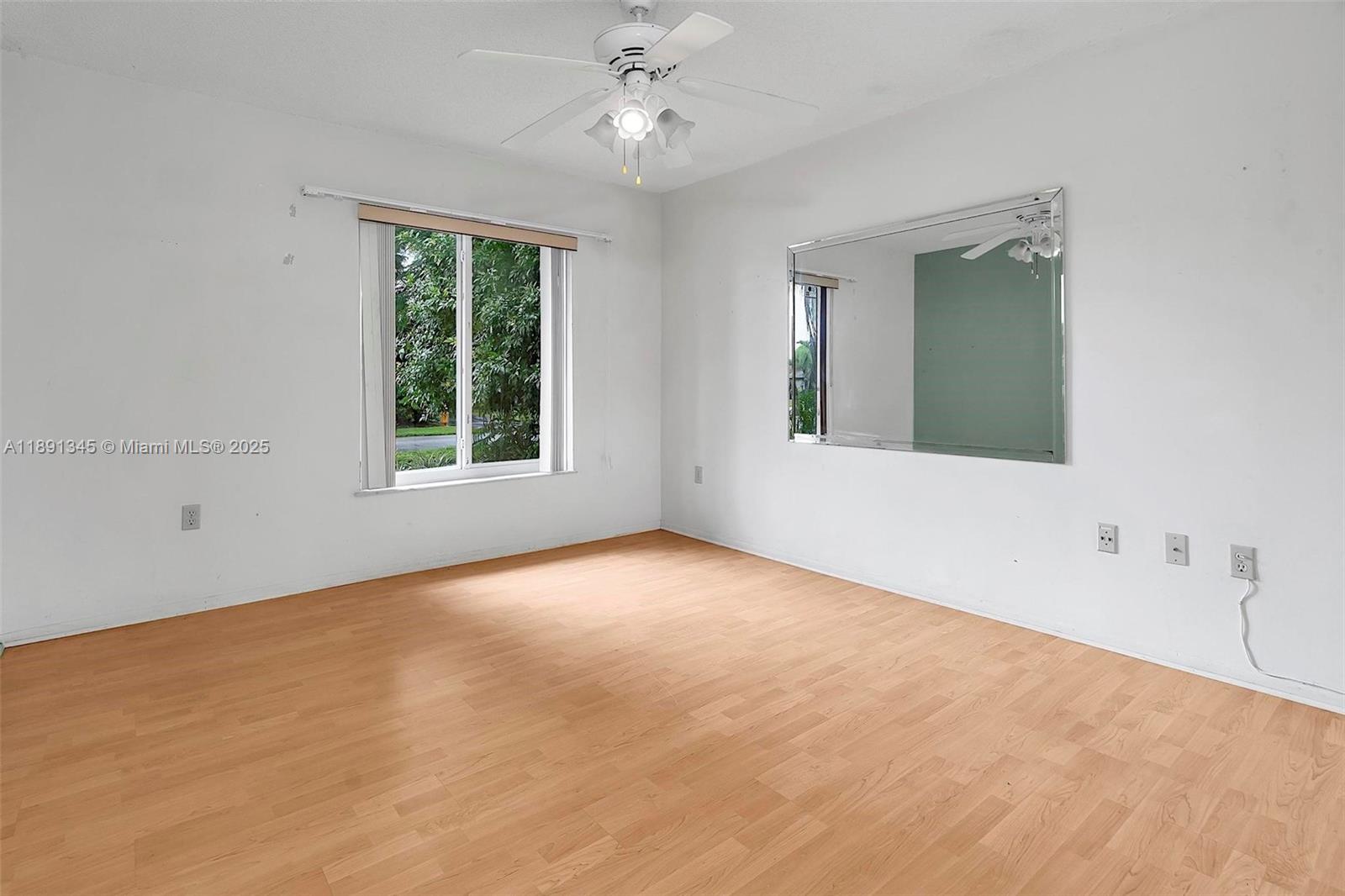 BIRD LAKES NORTH SEC 3 - Residential
