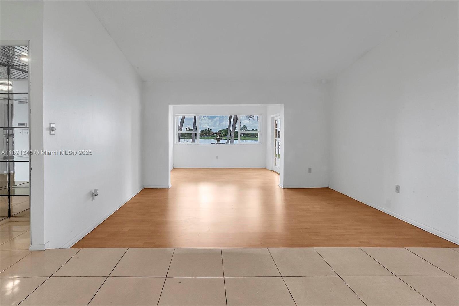 BIRD LAKES NORTH SEC 3 - Residential
