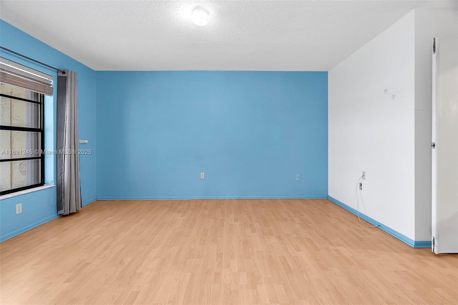 BIRD LAKES NORTH SEC 3 - Residential