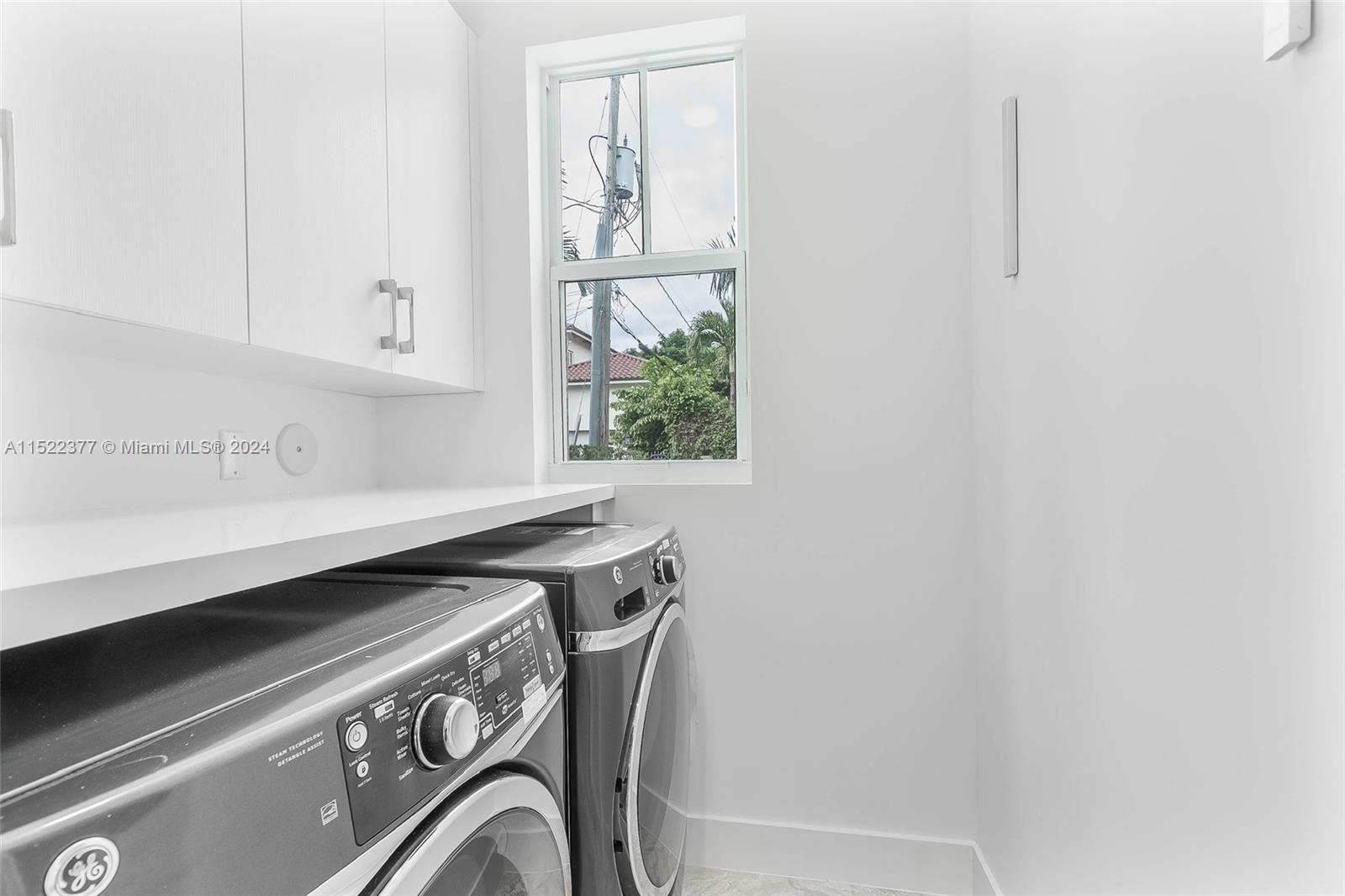 THE PONCE - Residential Lease