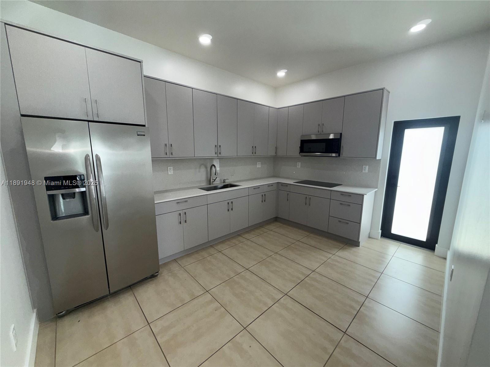 LOGAN CREST REV - Residential Lease