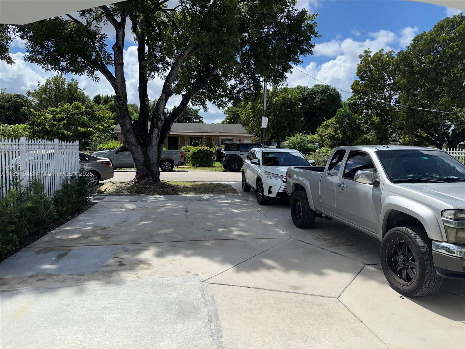 LOGAN CREST REV - Residential Lease