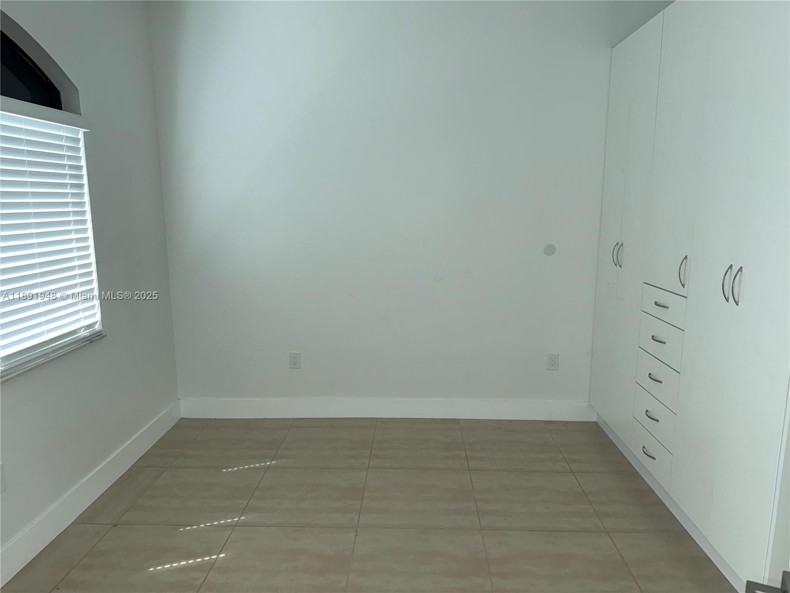 LOGAN CREST REV - Residential Lease