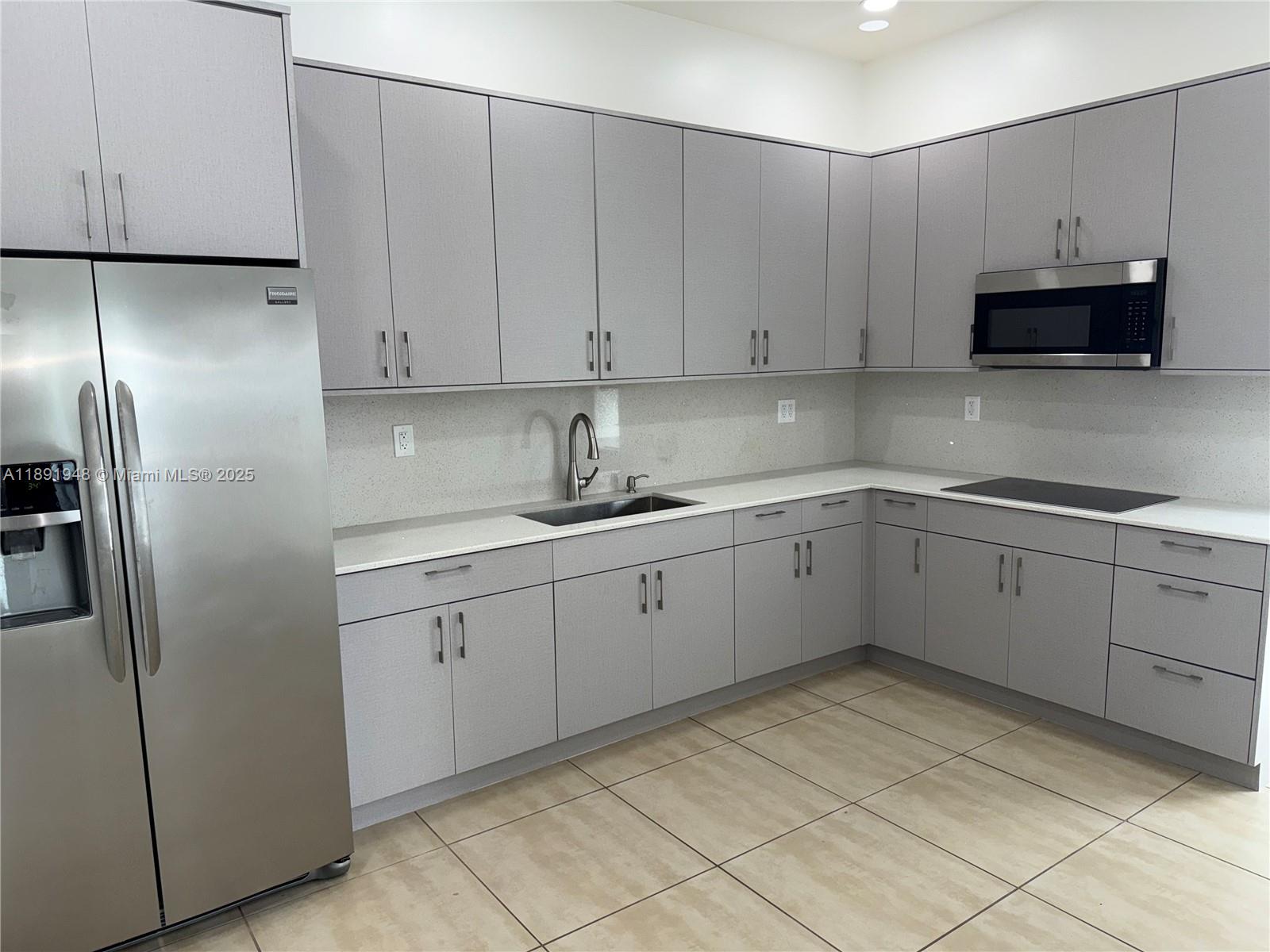 LOGAN CREST REV - Residential Lease