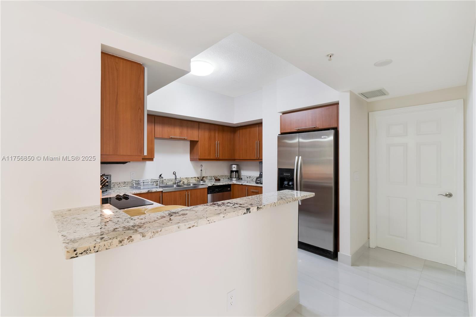 888 S Douglas Rd 404