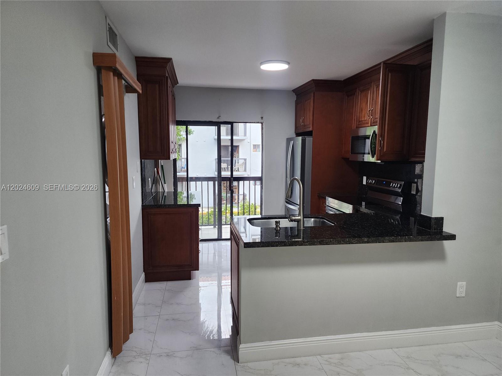 ALAMEDA TOWER 2 CONDO - Residential Lease