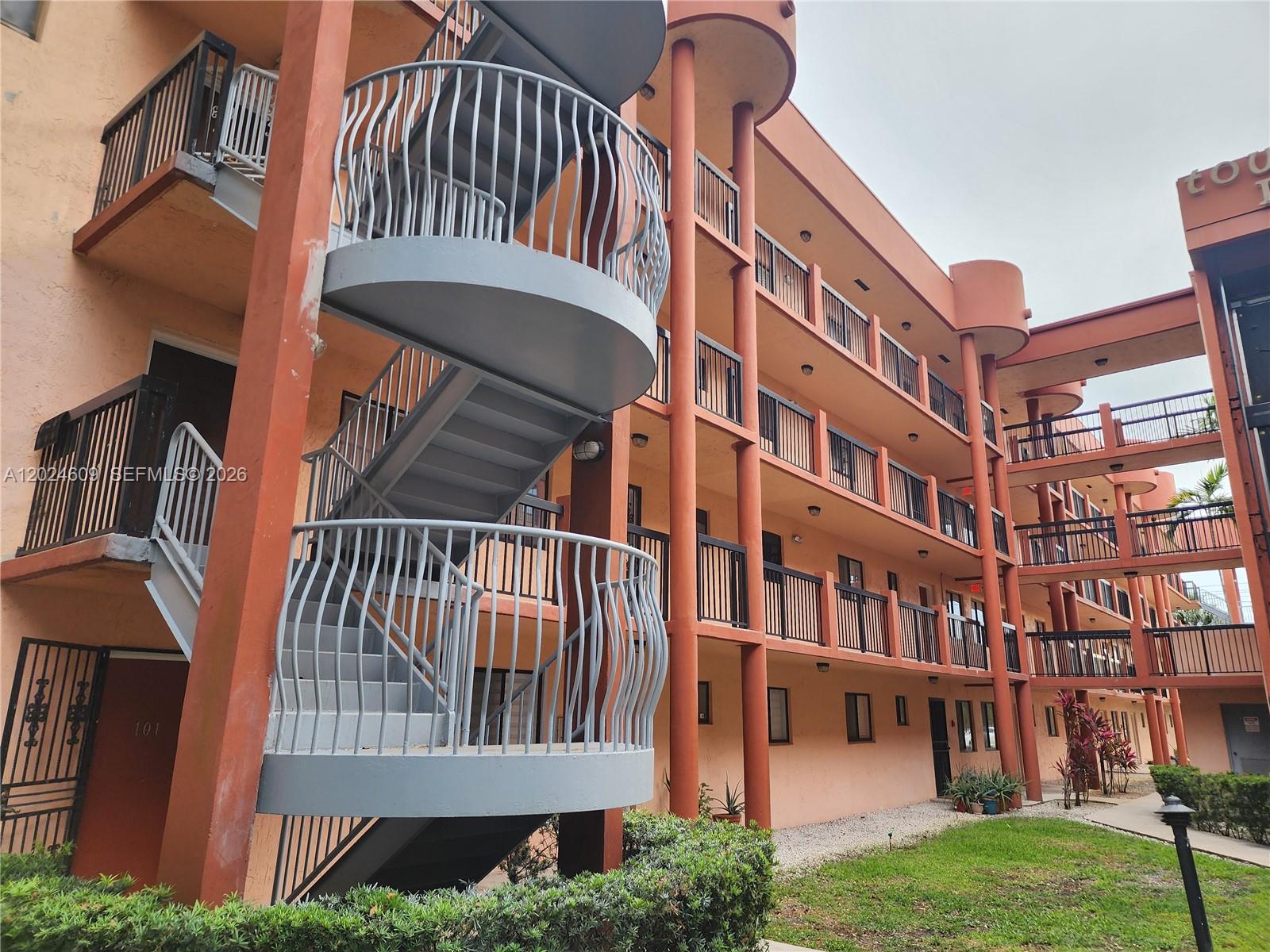 ALAMEDA TOWER 2 CONDO - Residential Lease