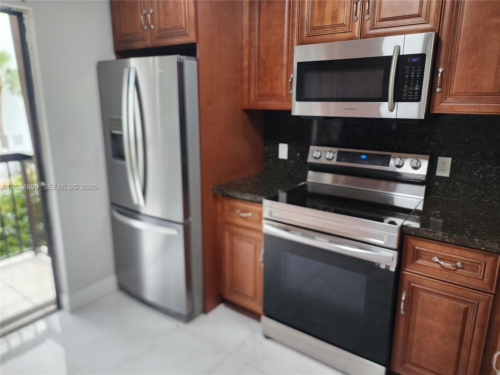ALAMEDA TOWER 2 CONDO - Residential Lease