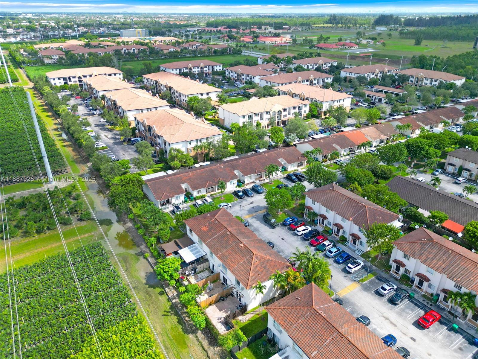 CAZADORES SUB NORTH - Residential