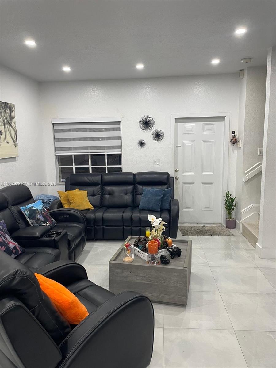 CAZADORES SUB NORTH - Residential