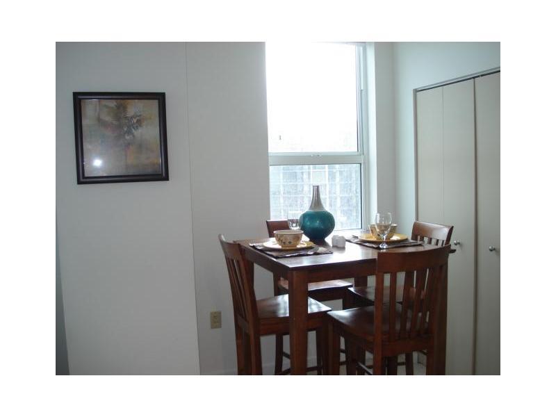 MUTINY PARK CONDO - Residential Lease