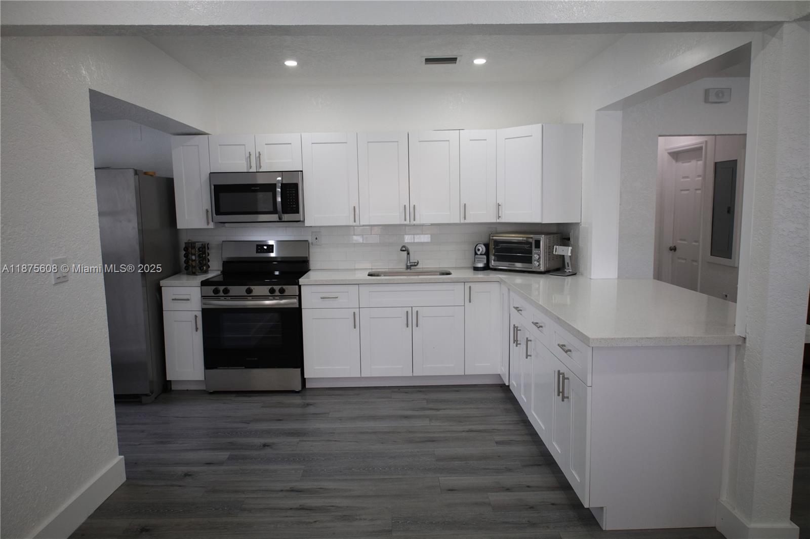 BREEZESWEPT ESTATES - Residential