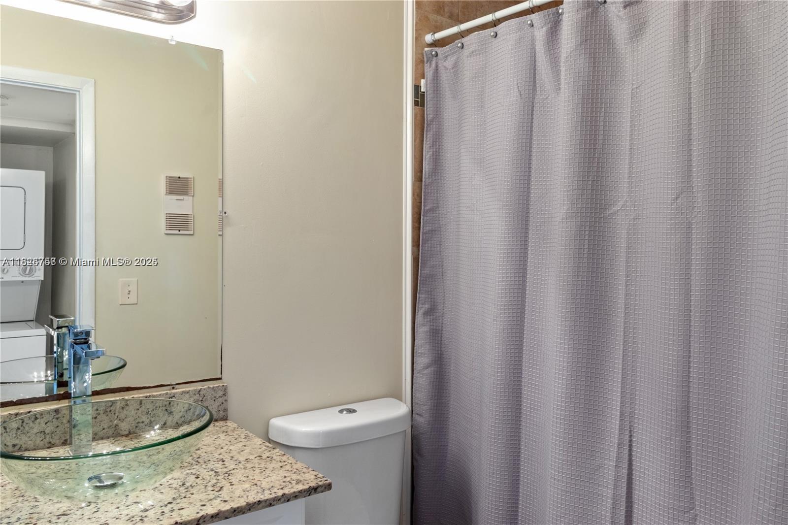 880 NE 207th Ter 202-10