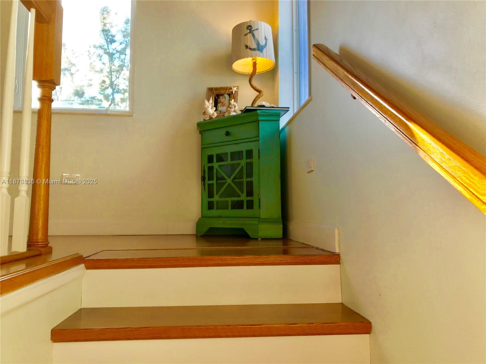 PIRATES COVE 1ST ADD - Residential Lease