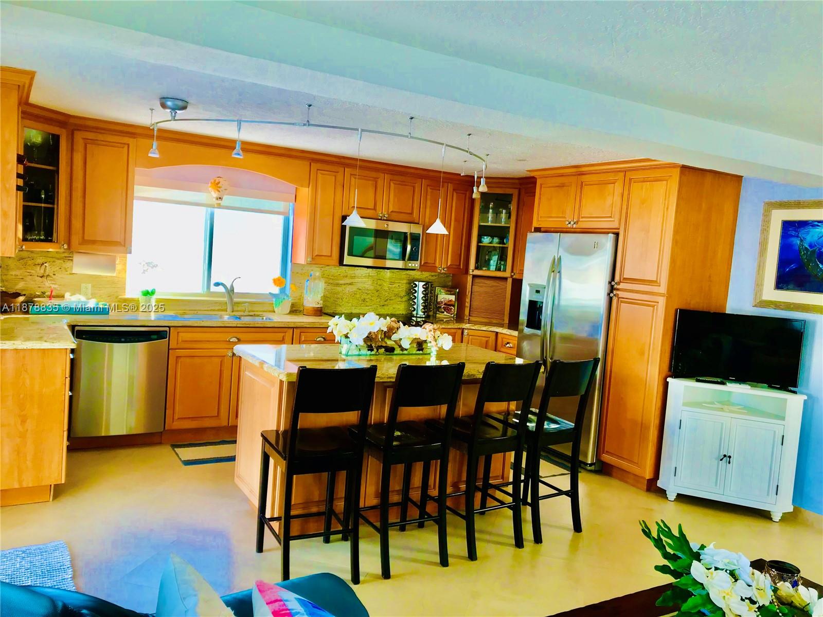 PIRATES COVE 1ST ADD - Residential Lease