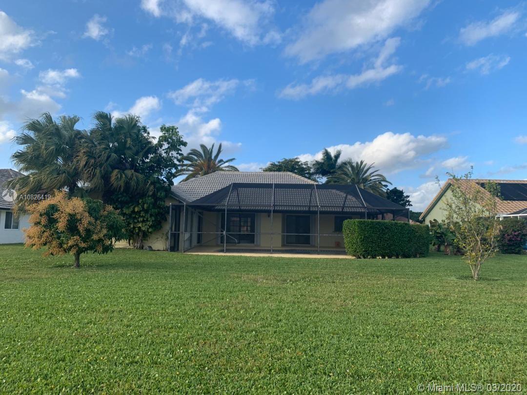 BOCA GREENS 8 - Residential