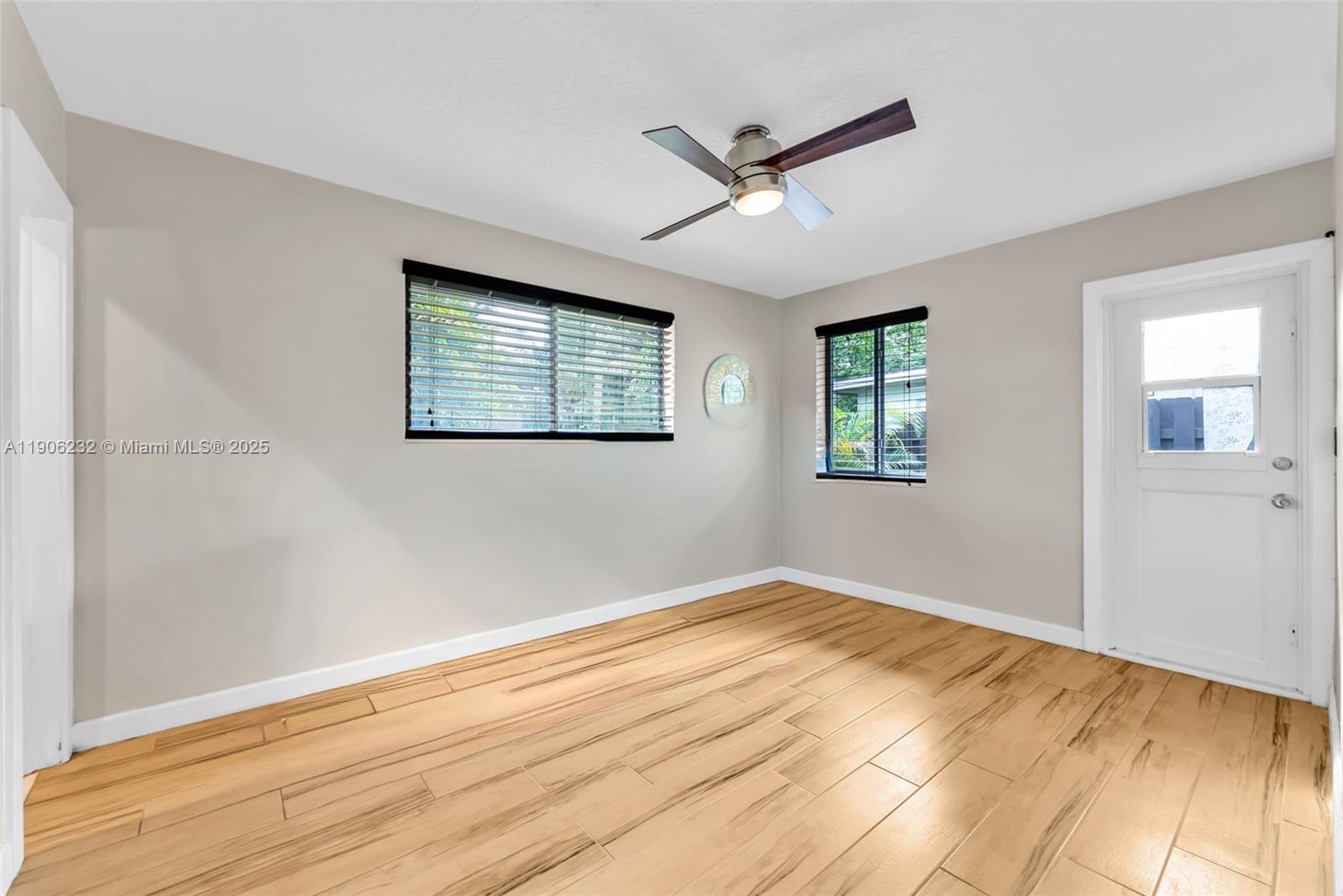 OAKLAND PARK SECOND ADD - Residential