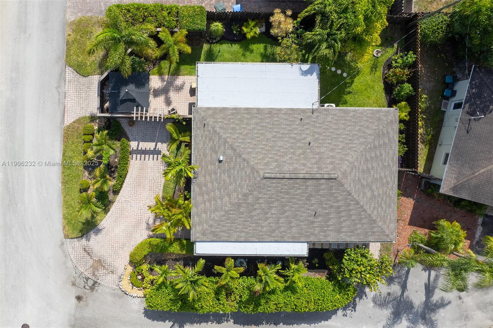 OAKLAND PARK SECOND ADD - Residential