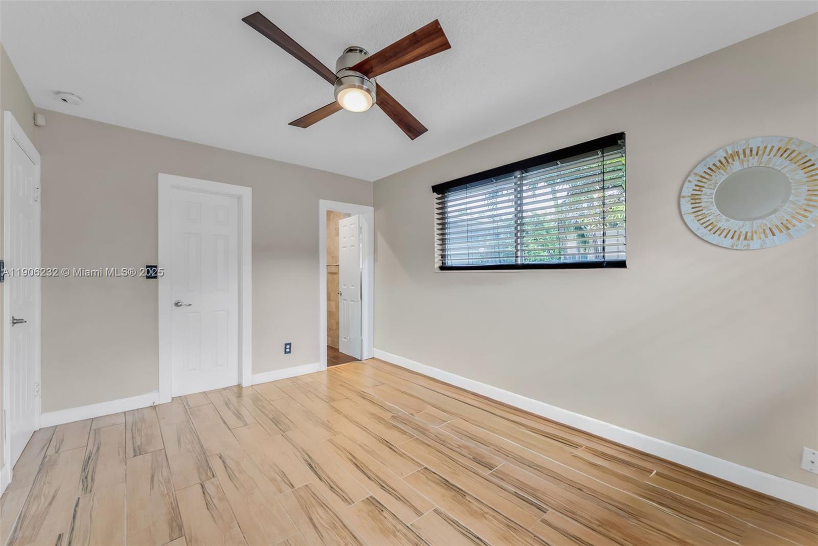 OAKLAND PARK SECOND ADD - Residential