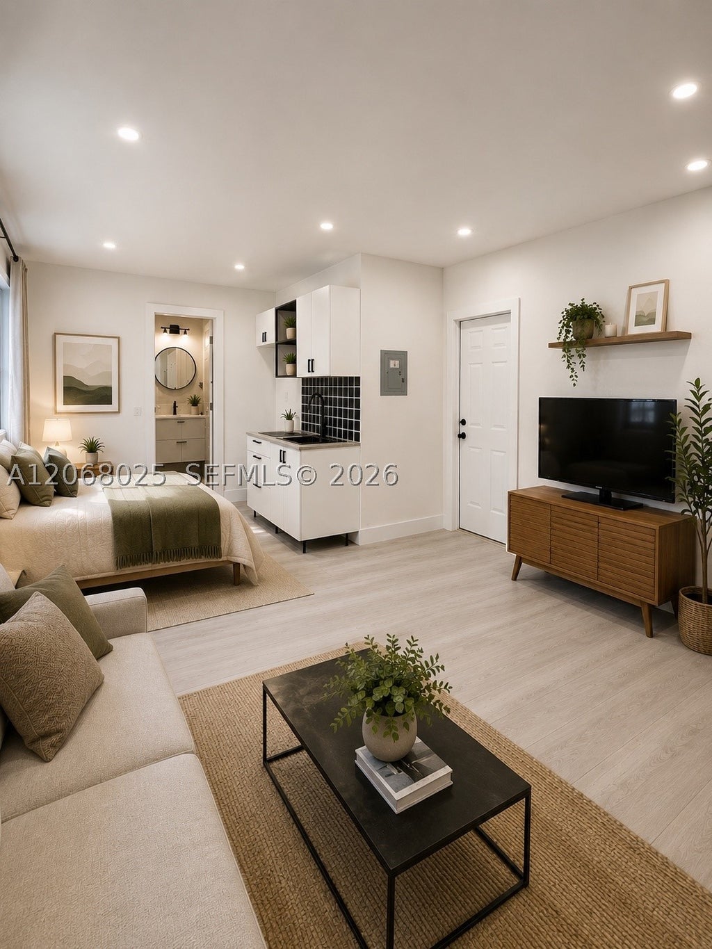Photo of 1140 N Douglas Rd #1, Pembroke Pines, FL 33024 (MLS # A12068025)