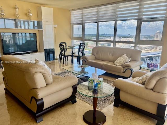 PH FLOOR APT., LARGE 3 BEDROOMS, 3 BATH APT., (2400 sq. ft.) WITH SPECTACULAR VIEW OF CITY AND OCEAN. COMPLETELY FURNISHED AND EQUIPPED. WASHER AND DRYER IN THE UNIT. PLEASE CONTACT LISTING AGENT FOR AVAILABILITY AND RATE. CAN BE RENTED LONG OR SHORT TERM! MINIMUM RENTAL 30 DAYS.
UNIT RENTED FROM OCT 1ST, 2025 TO APRIL 1ST, 2026.
EASY TO SHOW, CONTACT LISTING AGENT!