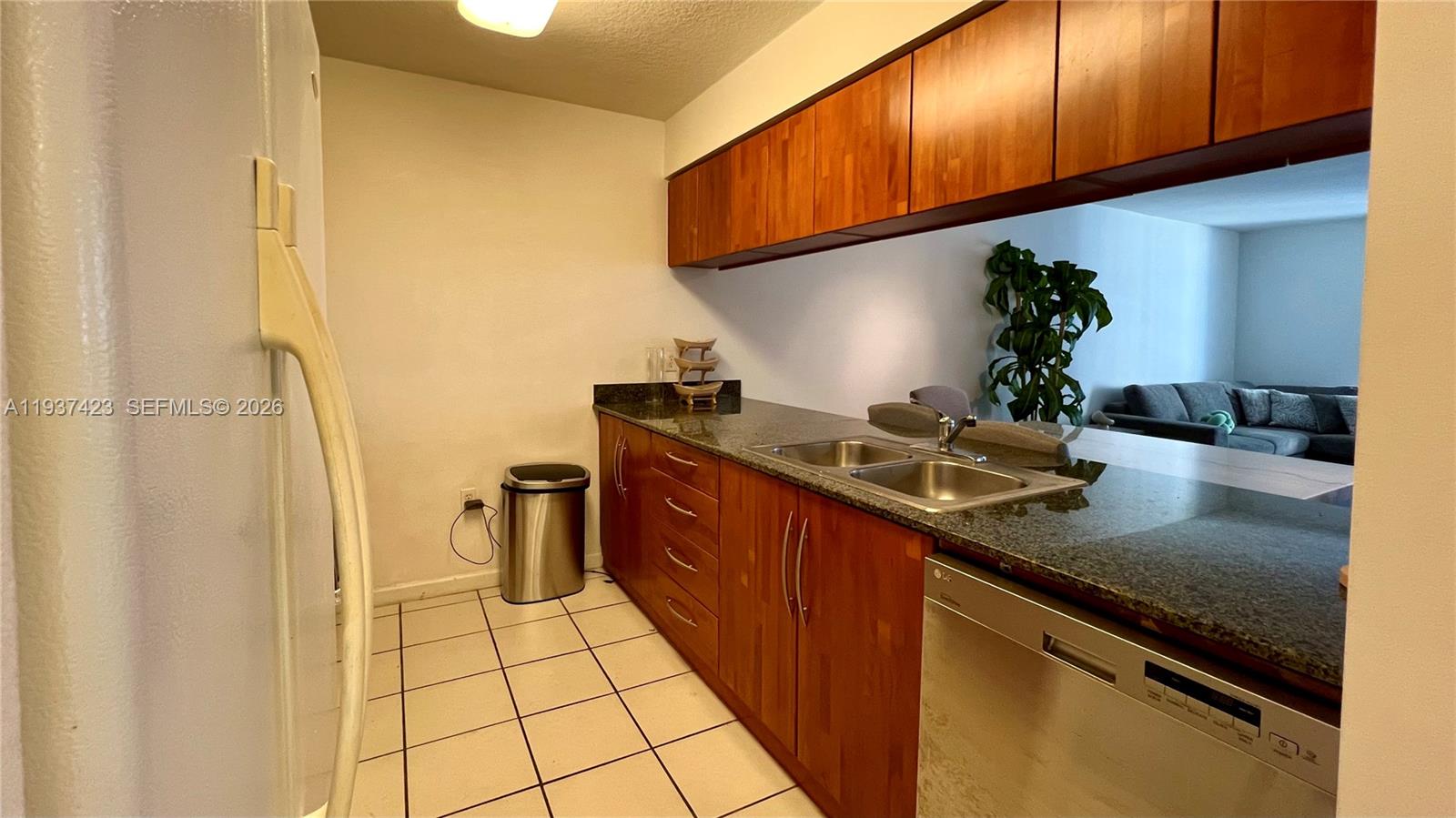 1200 Brickell Bay Dr 2018