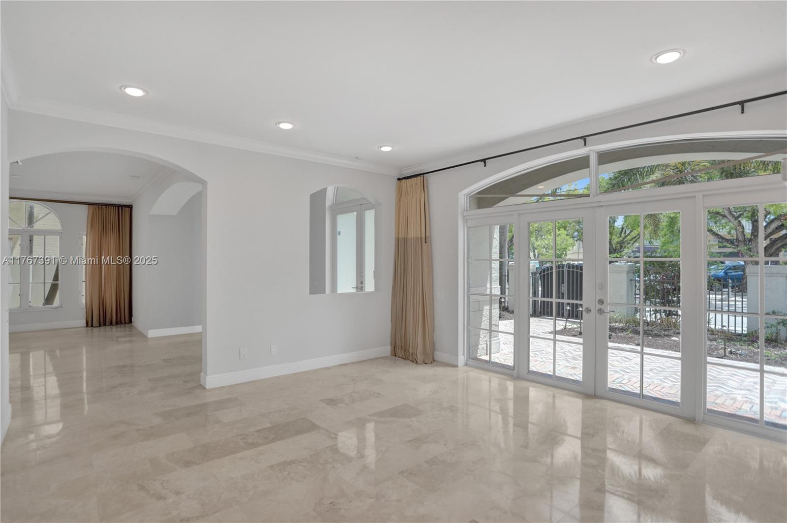 COLEE HAMMOCK - Residential