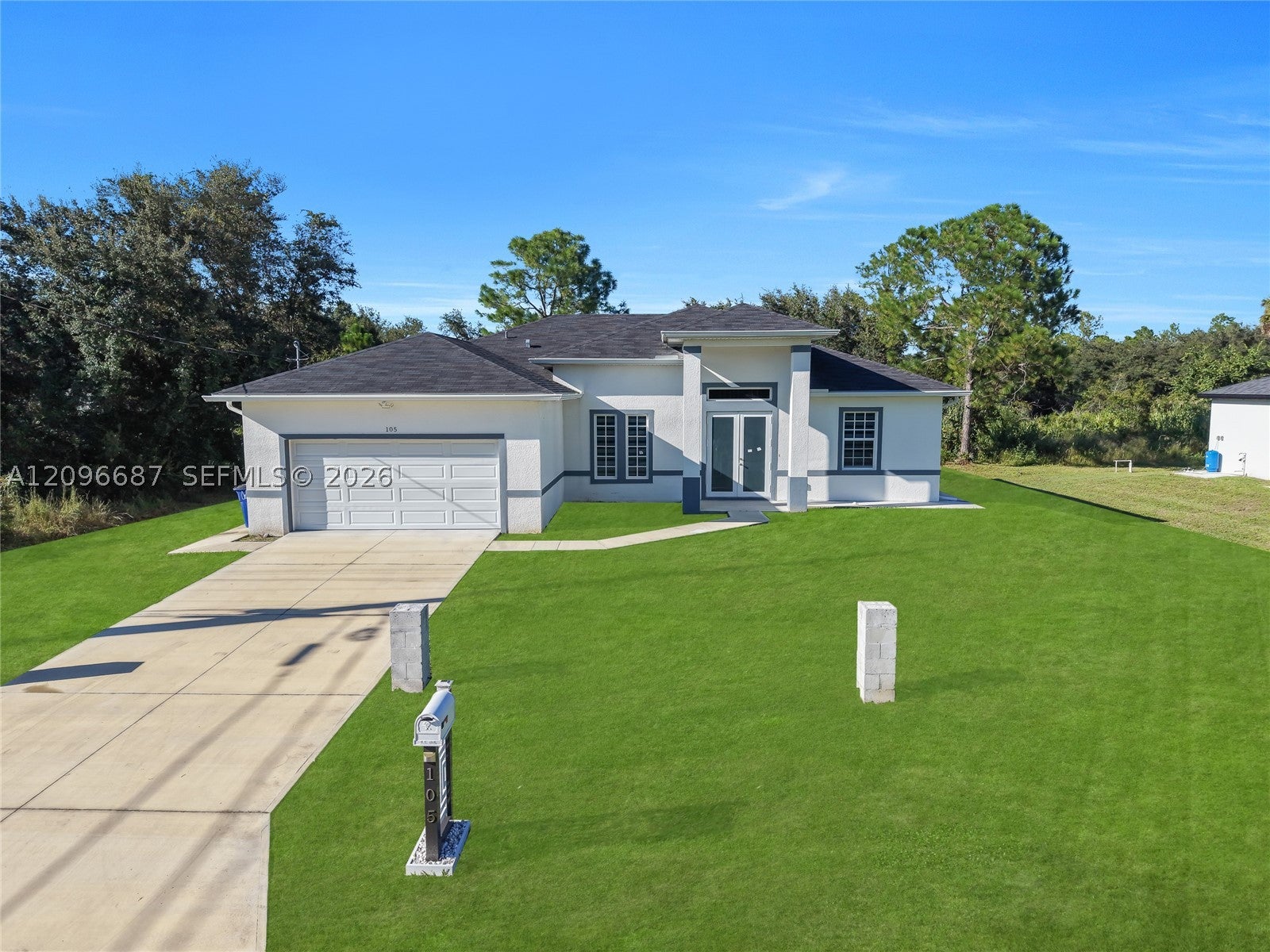 105 E 15 ST