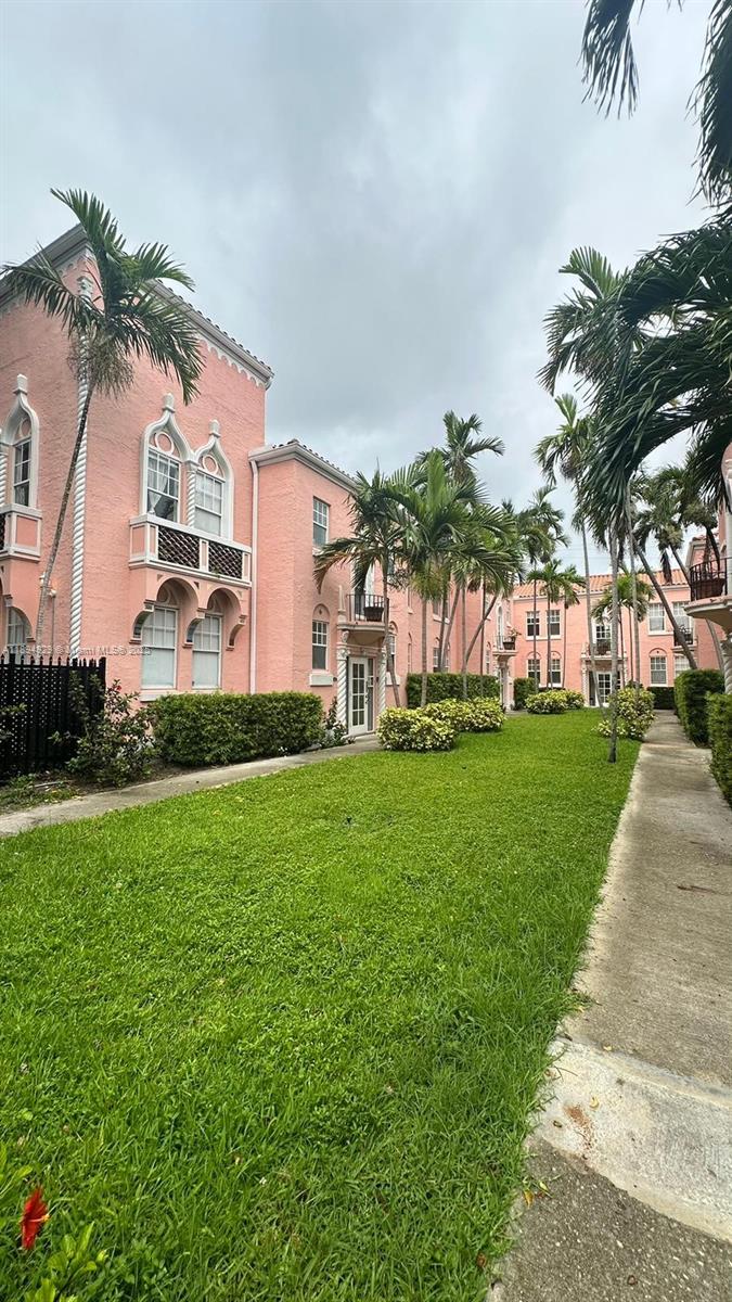 View photos, virtual tours, details... 754 Meridian Ave 15