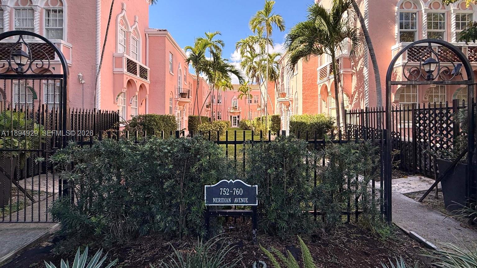 PALM GARDEN CONDO - Residential