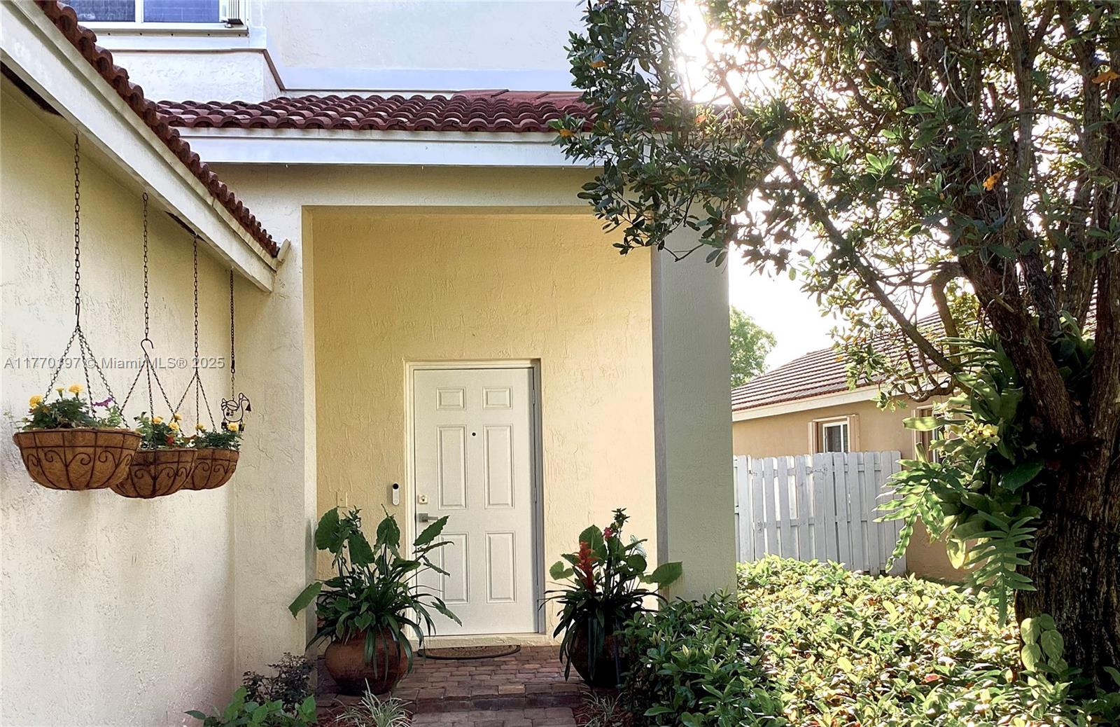 search properties 1 1416 Mira Vista Cir