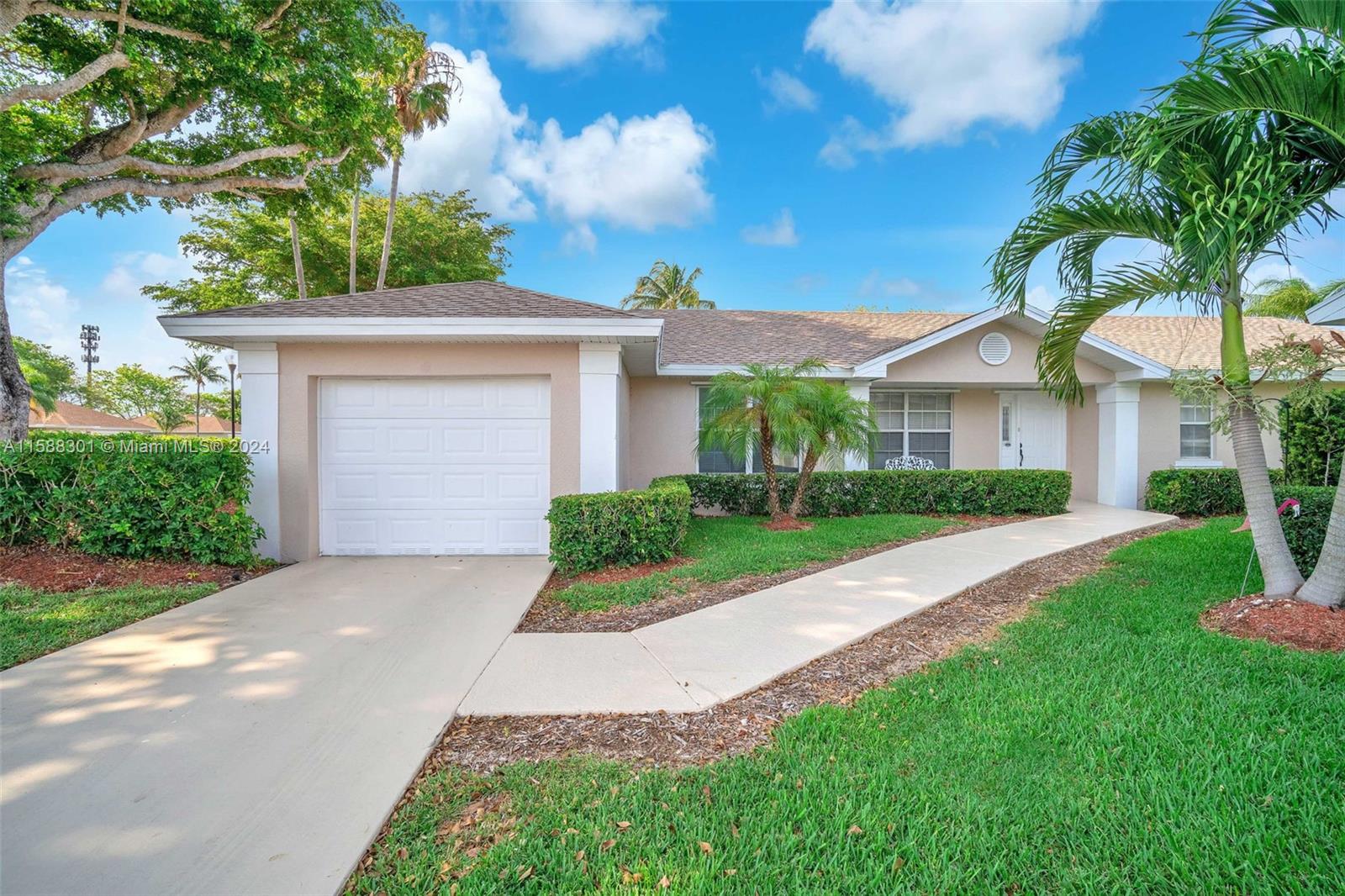 Property for Sale at 735 Se 18th Ln, Homestead, Miami-Dade County, Florida - Bedrooms: 3 
Bathrooms: 2  - $398,700