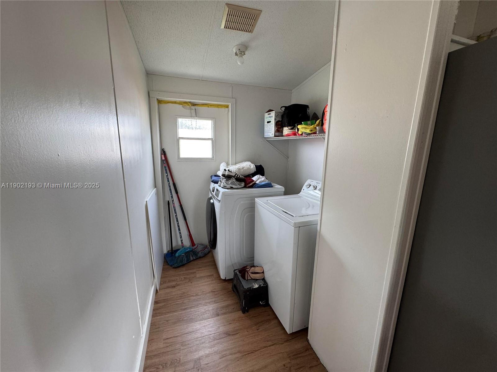 WESTERN HILLS ESTATES SEC - Residential