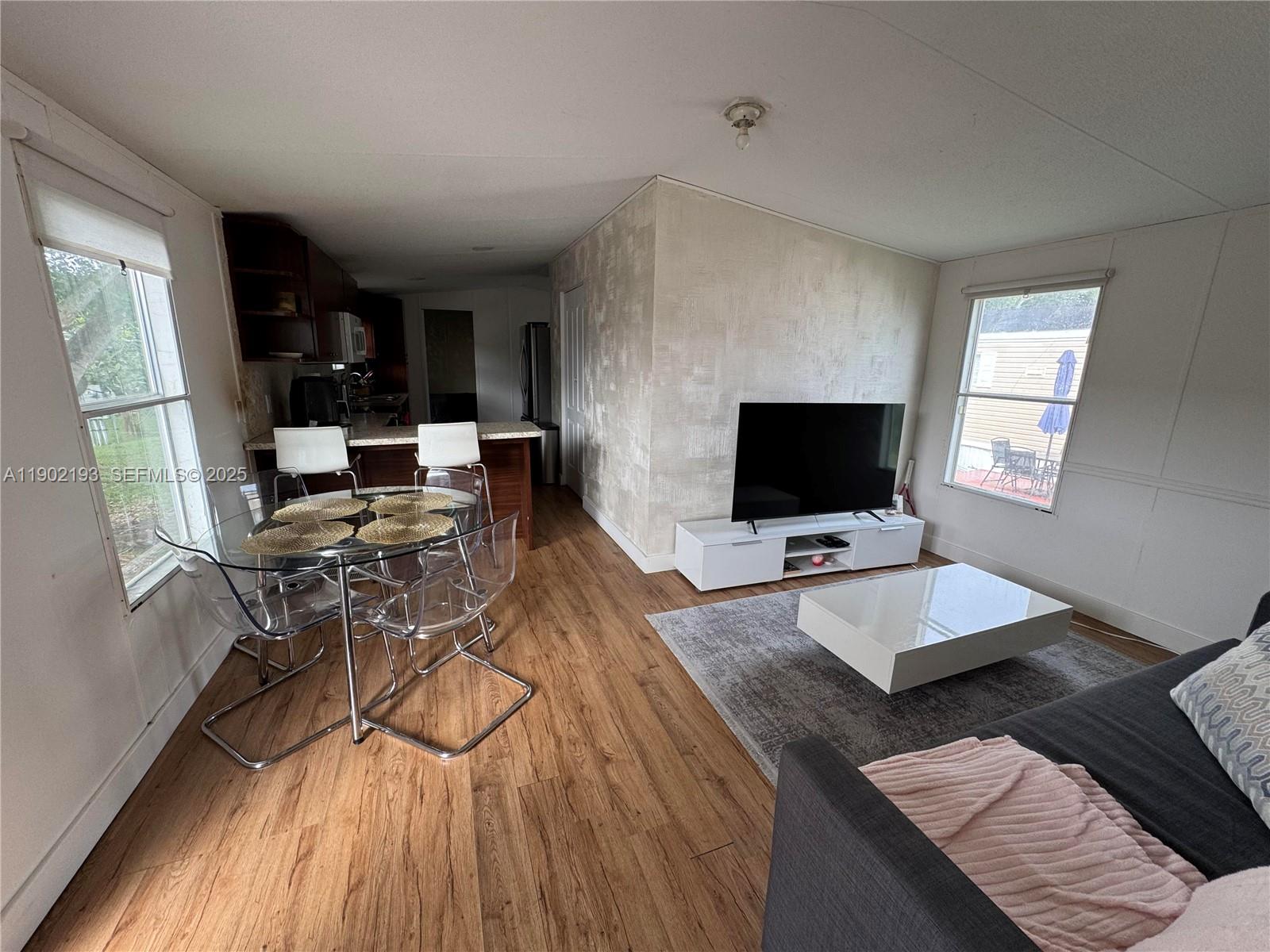 WESTERN HILLS ESTATES SEC - Residential