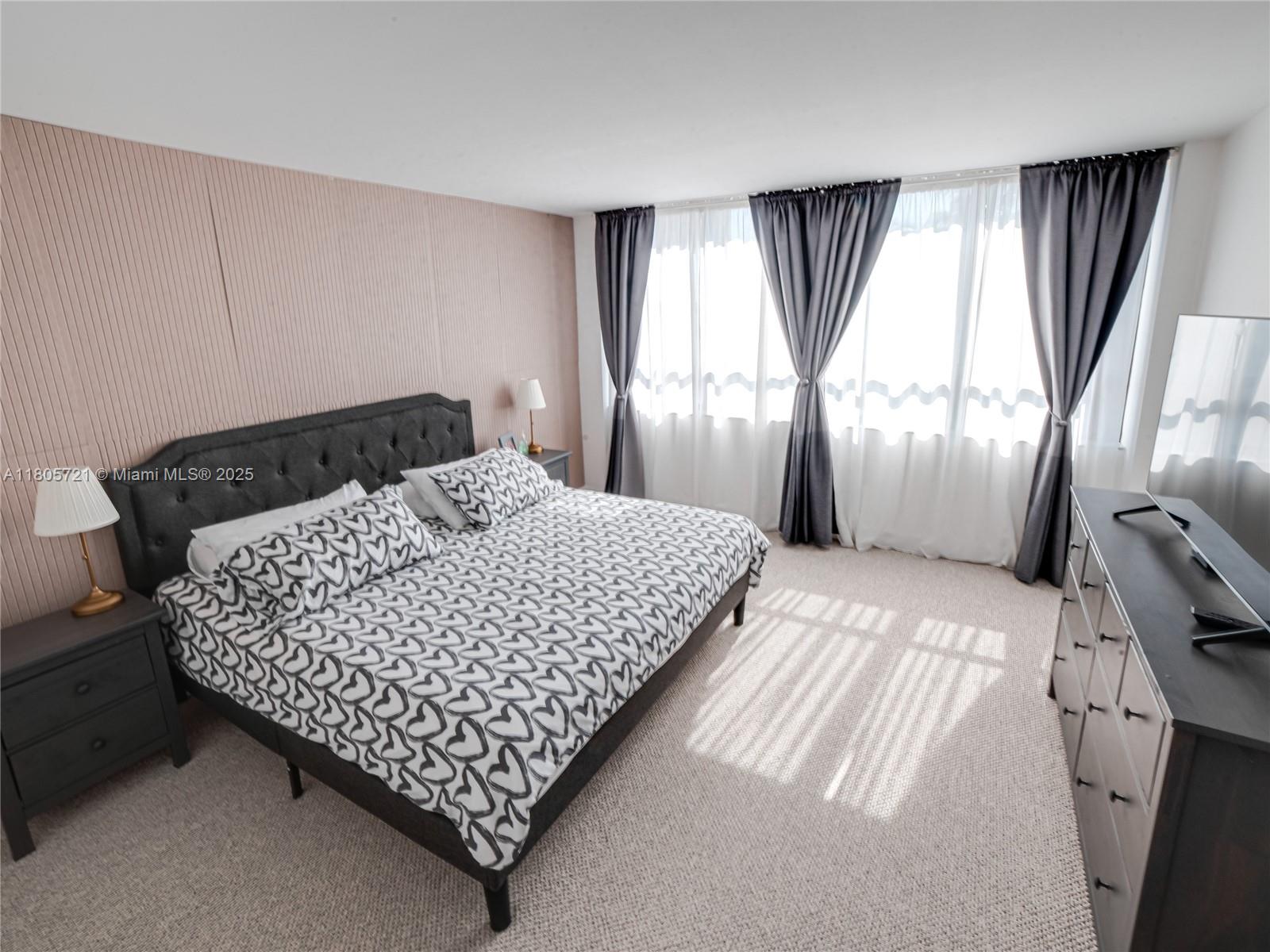 GROVE ISLE CONDO - Residential Lease