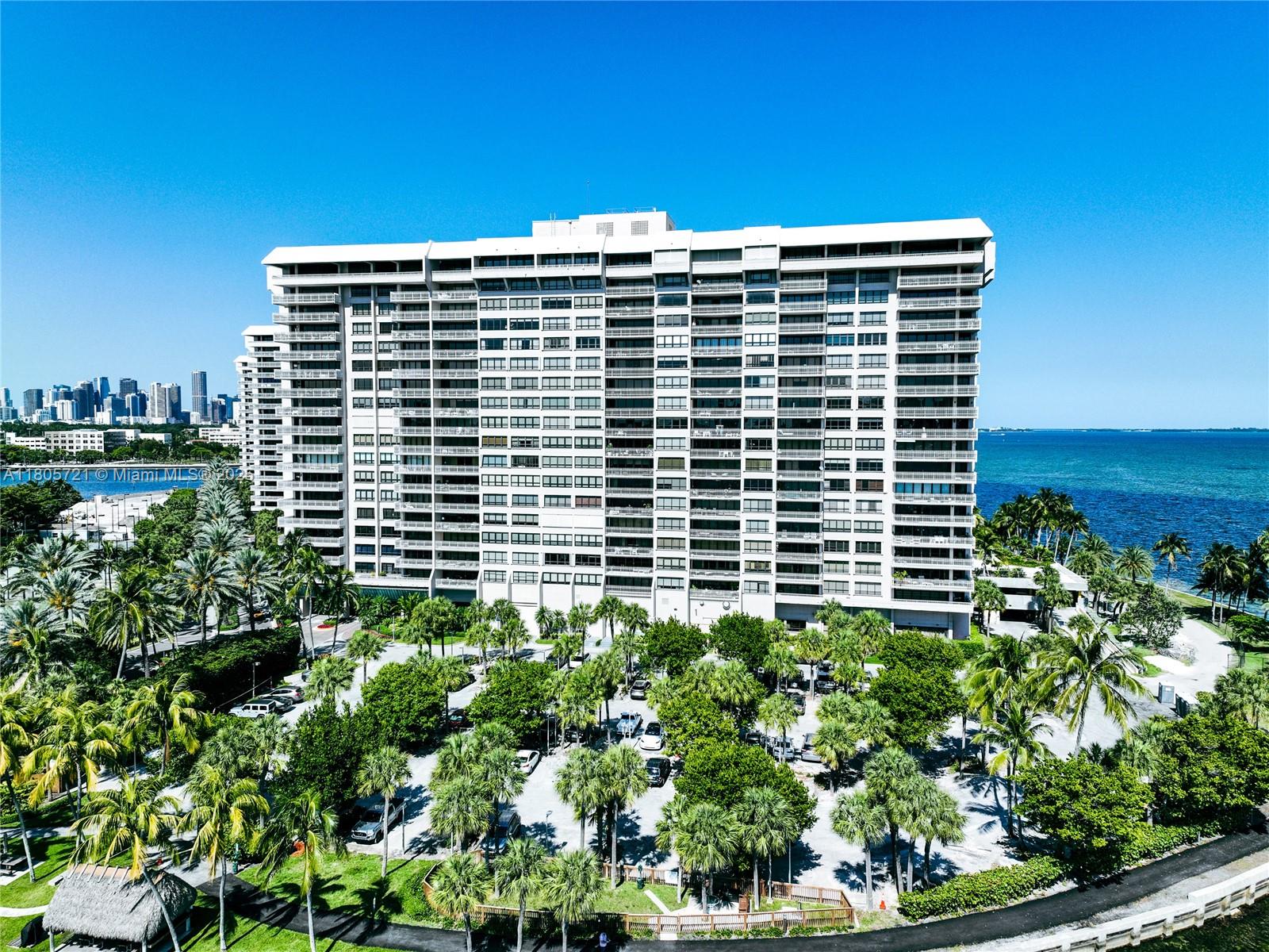 1 Grove Isle Dr A310, Miami, Broward County, Florida - 3 Bedrooms  
3 Bathrooms - 