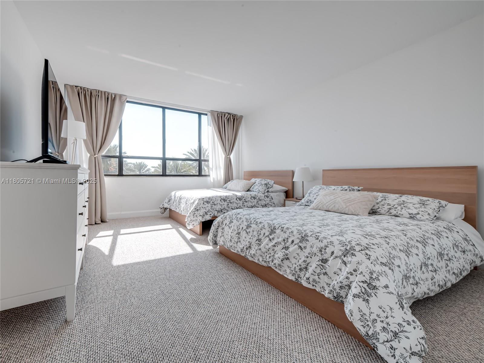 GROVE ISLE CONDO - Residential Lease