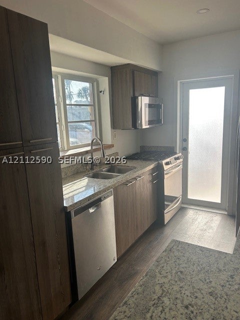 1785 Calais Dr 5