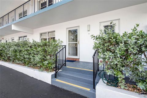 1501 S Ocean Blvd 102 Lauderdale By The Sea FL 33062