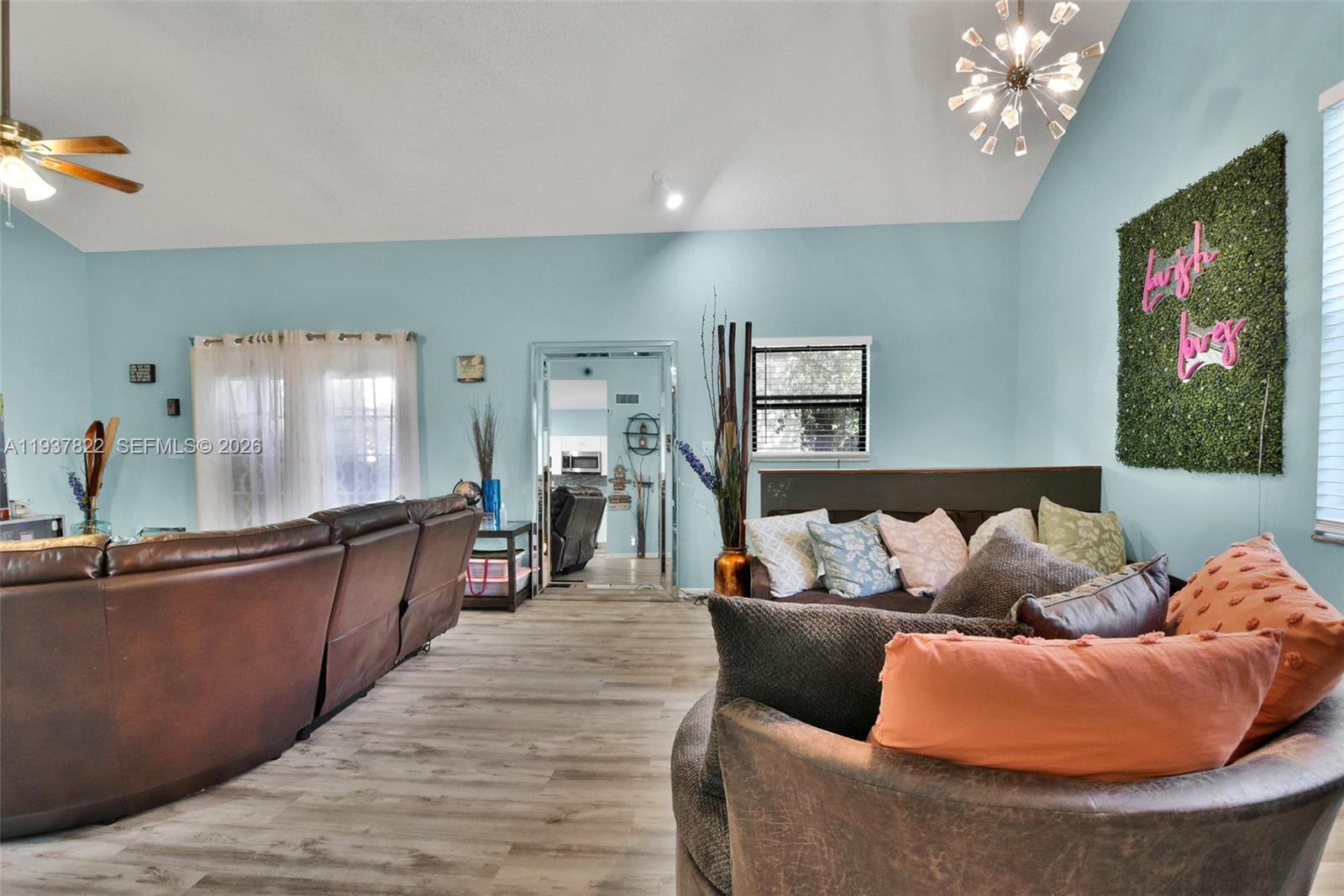 PEPPERTREE ON THE PARK CO - Residential