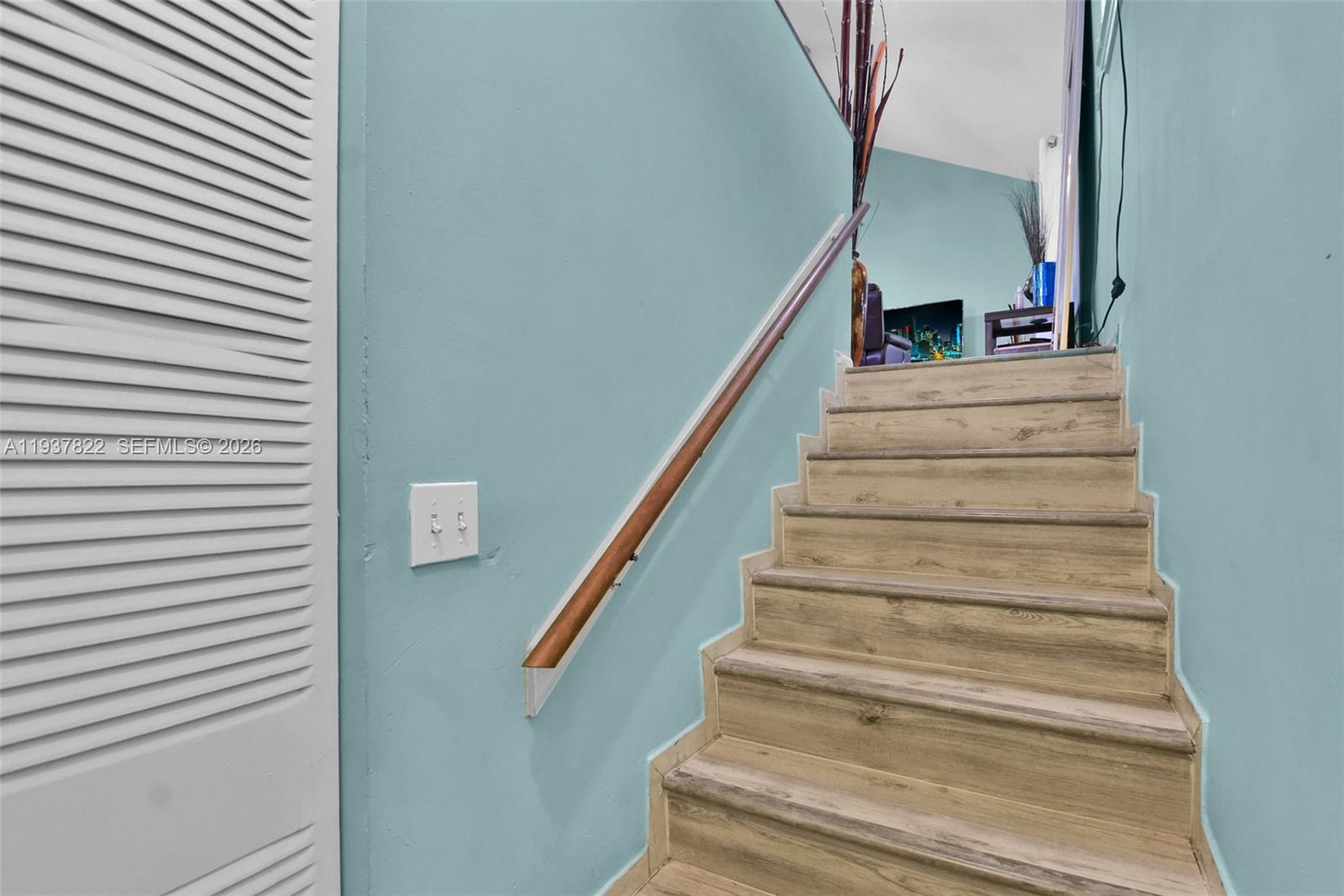 PEPPERTREE ON THE PARK CO - Residential