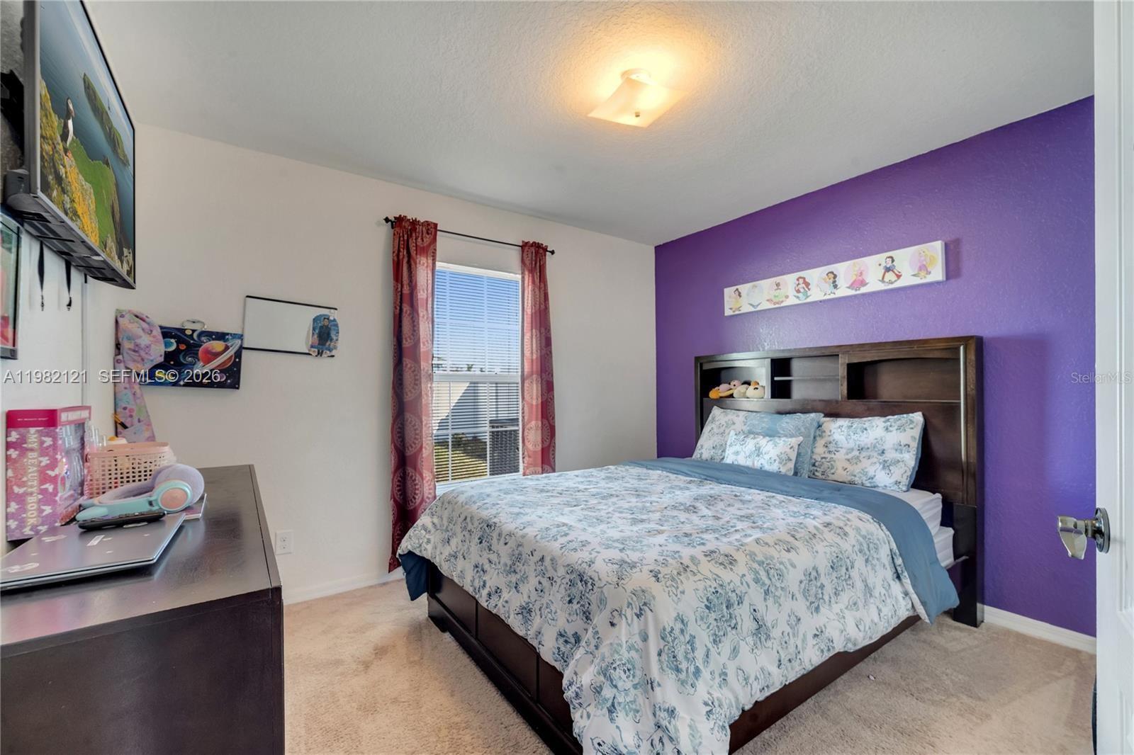 Snell Creek Manor - Residential