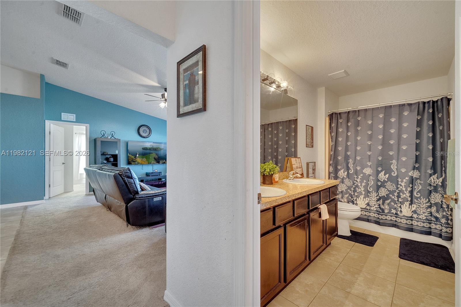 Snell Creek Manor - Residential