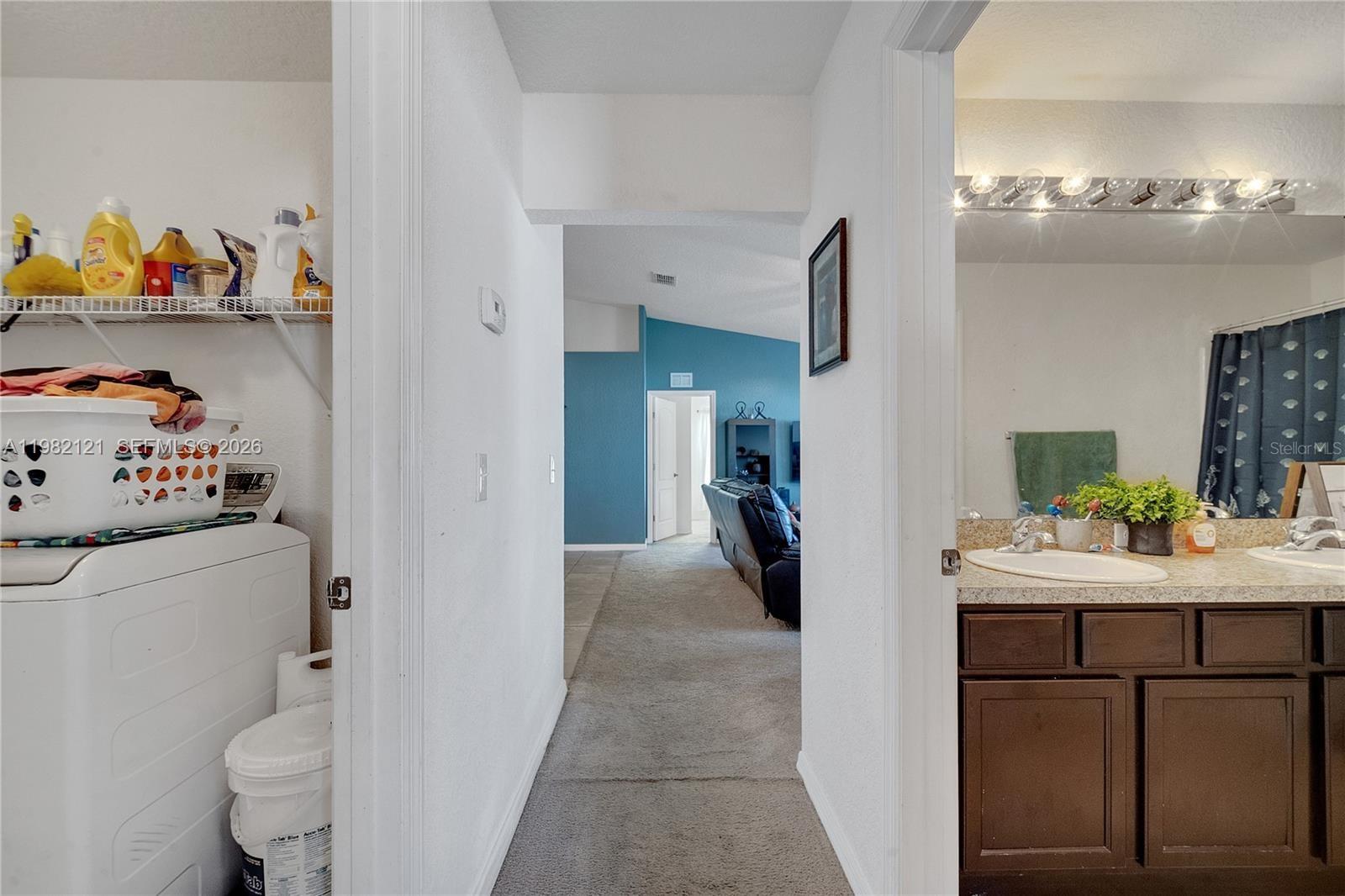 Snell Creek Manor - Residential