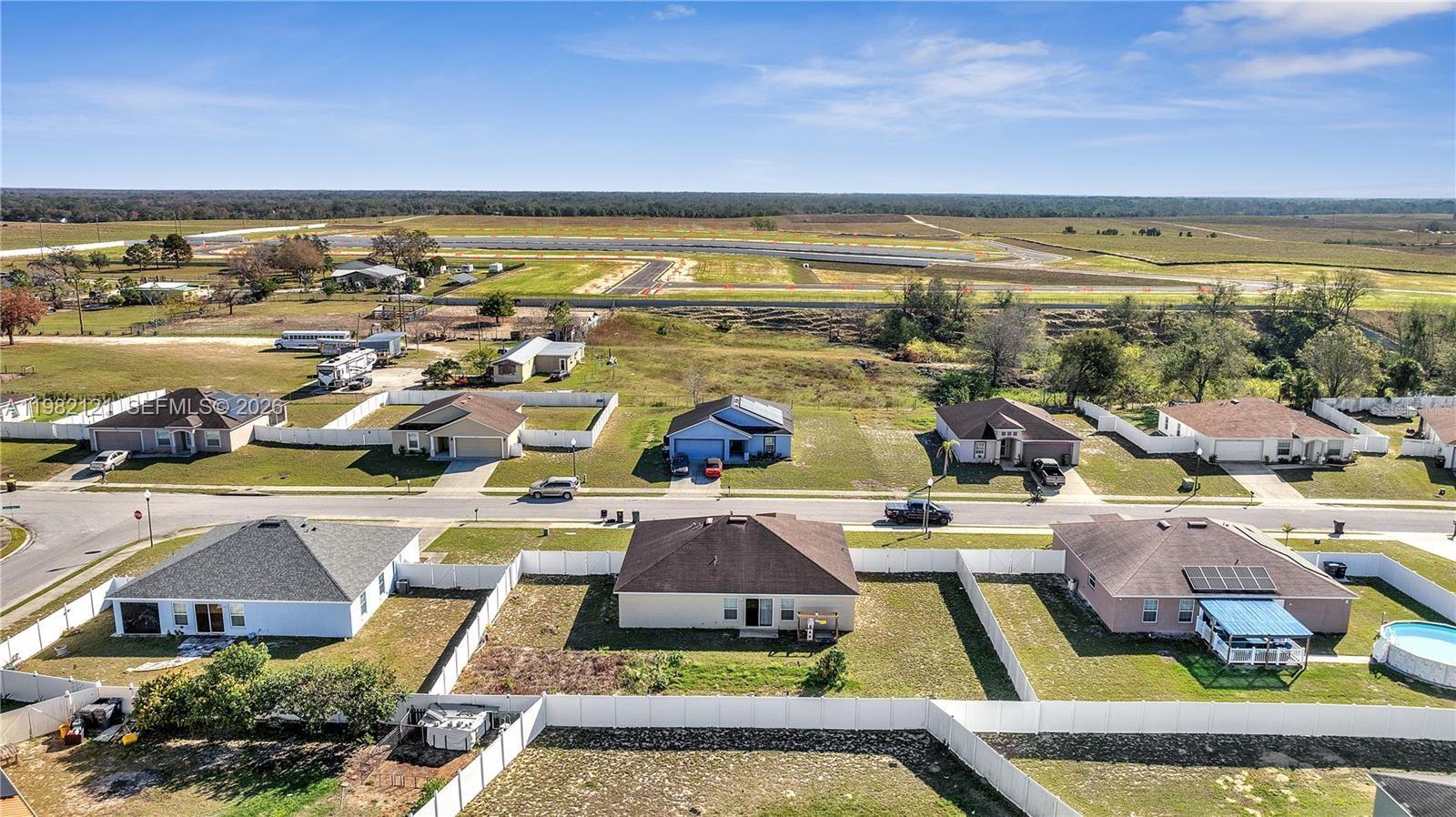 Snell Creek Manor - Residential