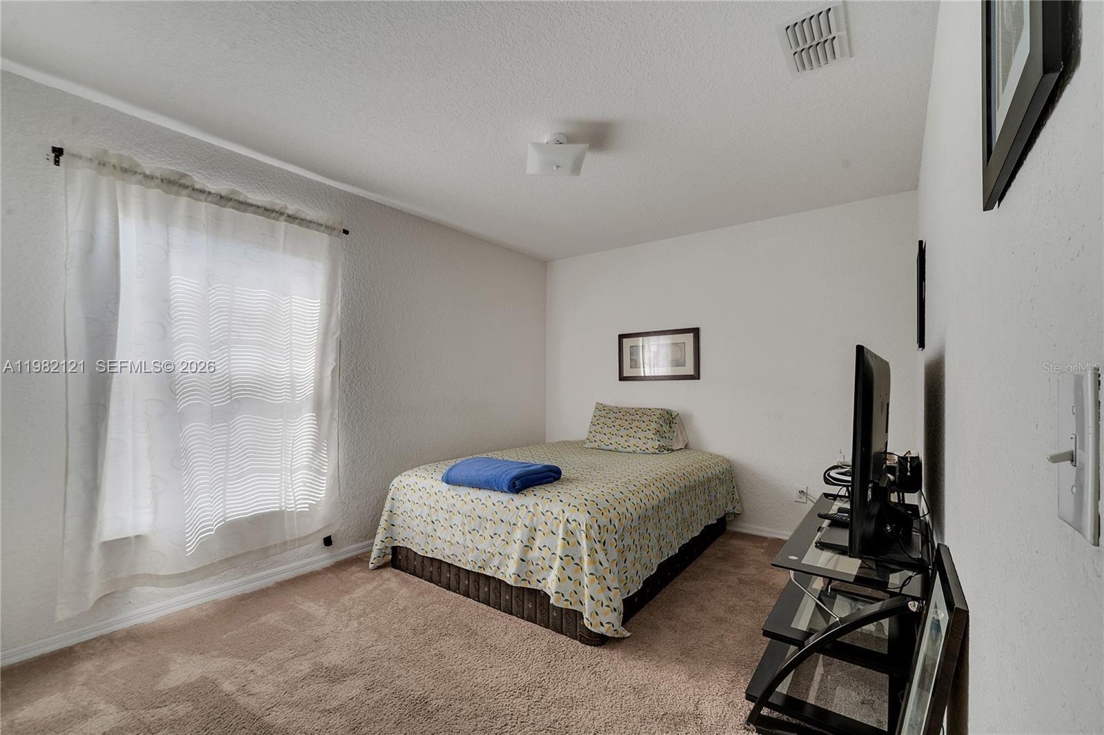 Snell Creek Manor - Residential