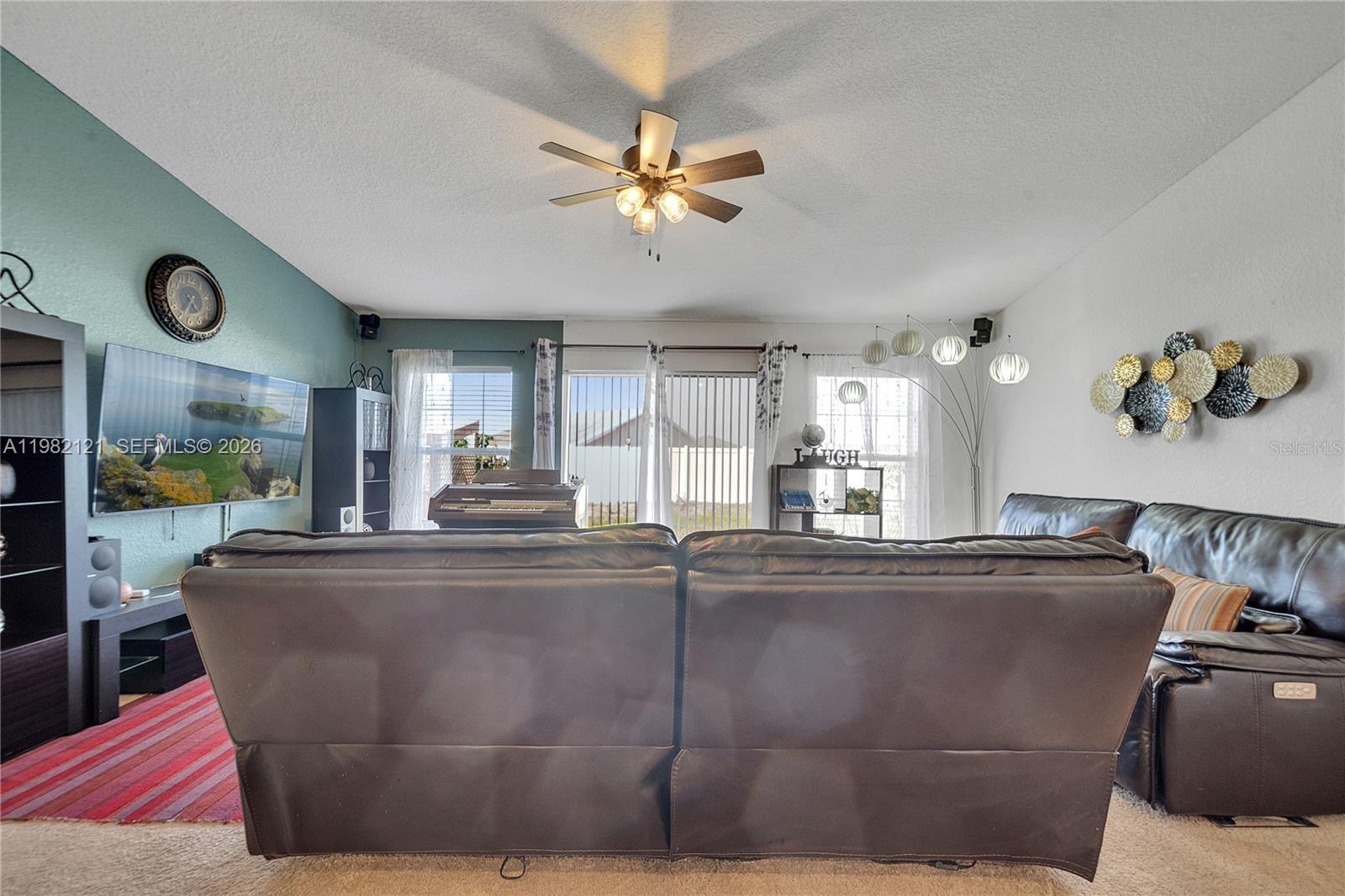 Snell Creek Manor - Residential